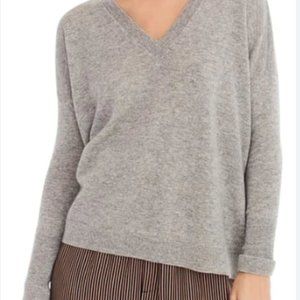 J Crew V Neck Cashmere Boyfriend Sweater in Heather Grey